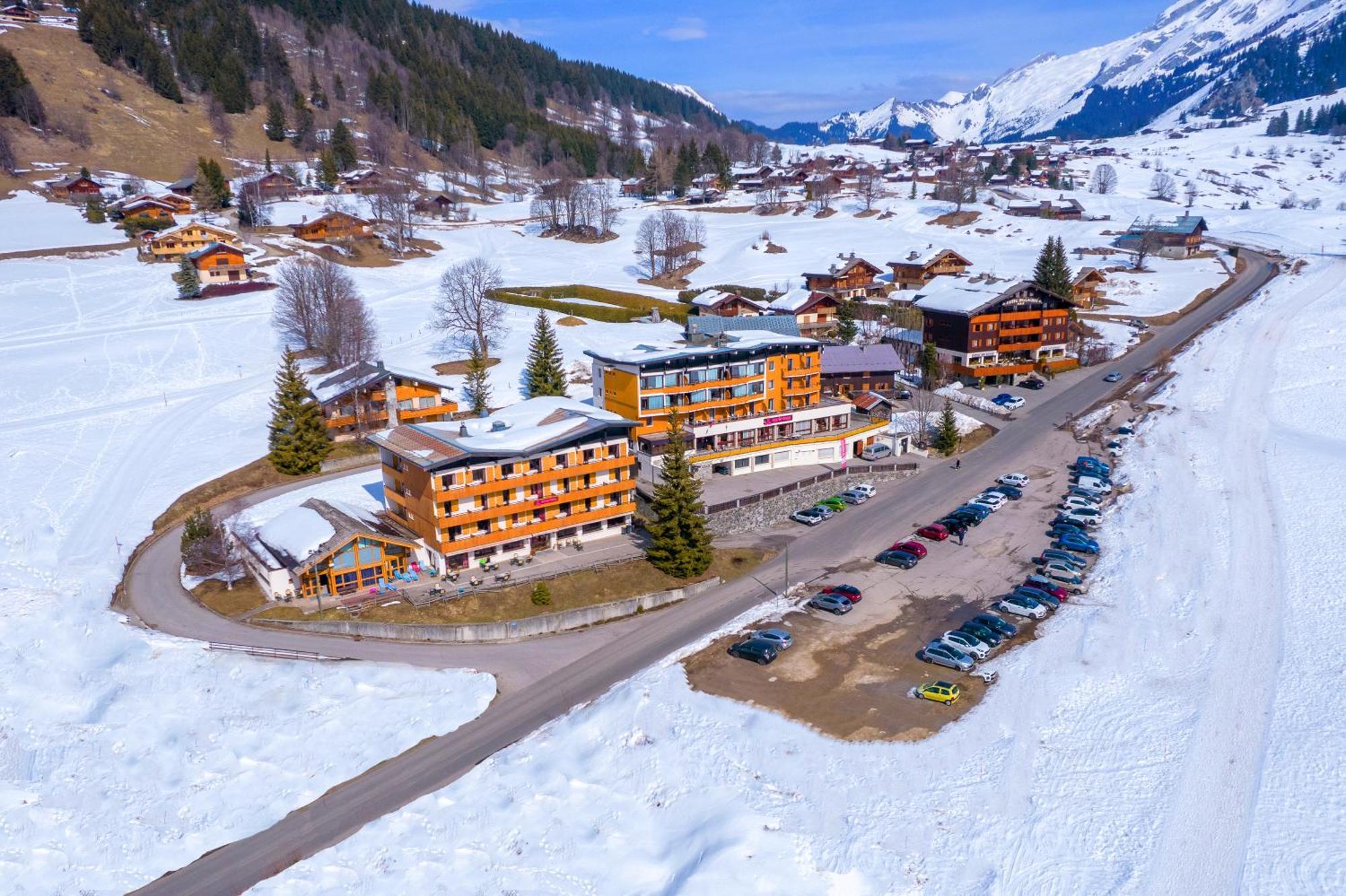 Azureva La Clusaz Les Confins ภายนอก รูปภาพ